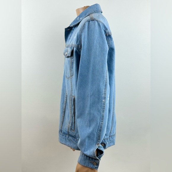 Forever 21 Men's Faded Blue, Color Distressed Denim Jacket, Size Large - Picture 5 of 14